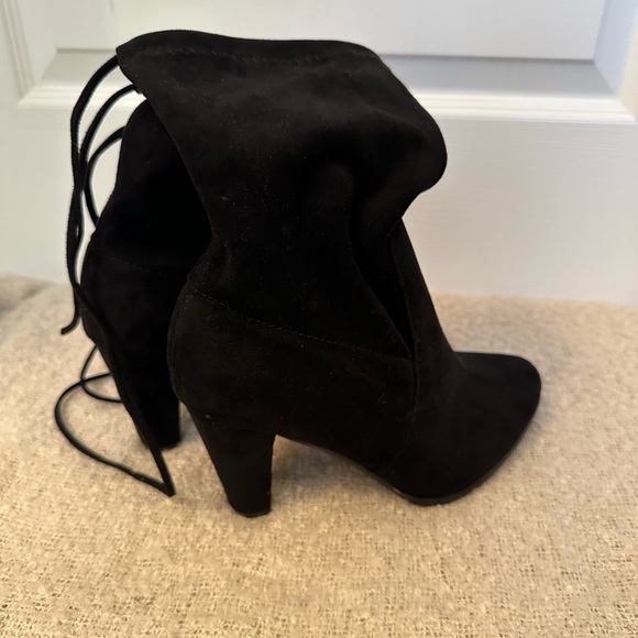 Catherine Malandrino Sorchanie Ankle Boot - Picture 1 of 4